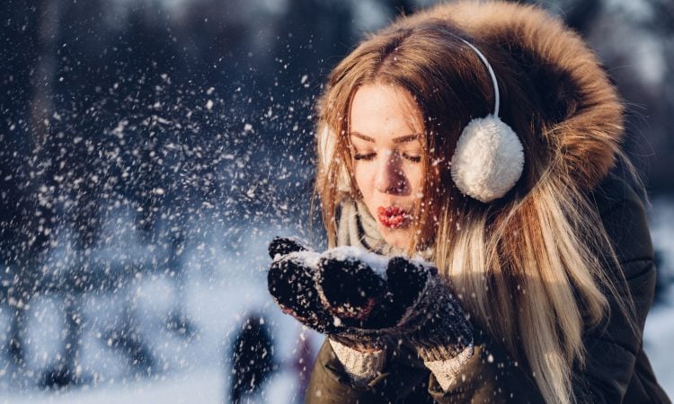 10 Tips for Singles to survive the holidays