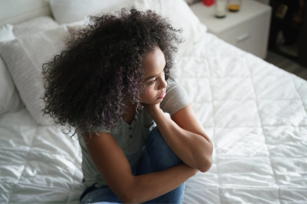 how does low self-esteem affect relationships