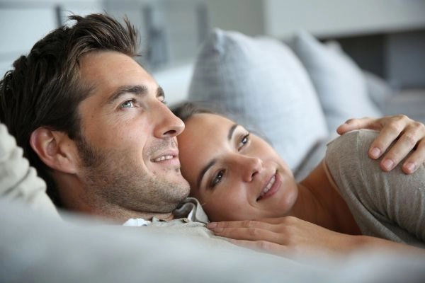 How To Make Your Friend With Benefits Fall In Love With You! 600x400 picture How To Make Your Friend With Benefits Fall In Love With You!