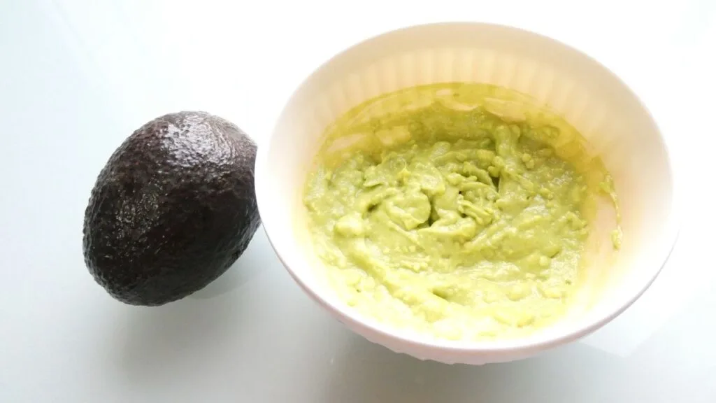 homemade avocado hair mask