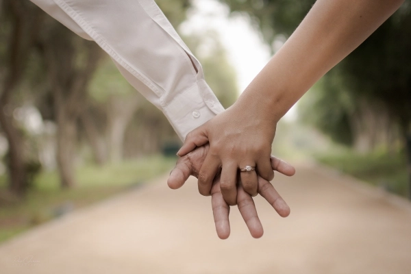 should i stay with my boyfriend